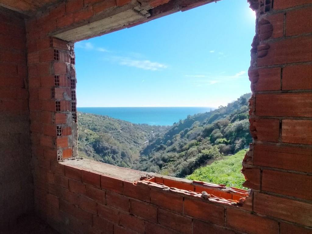 terreno edificabile in vendita a Bordighera