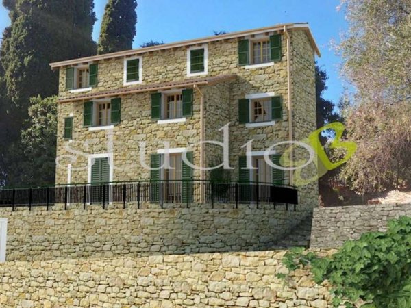 casa indipendente in vendita a Bordighera in zona Sasso
