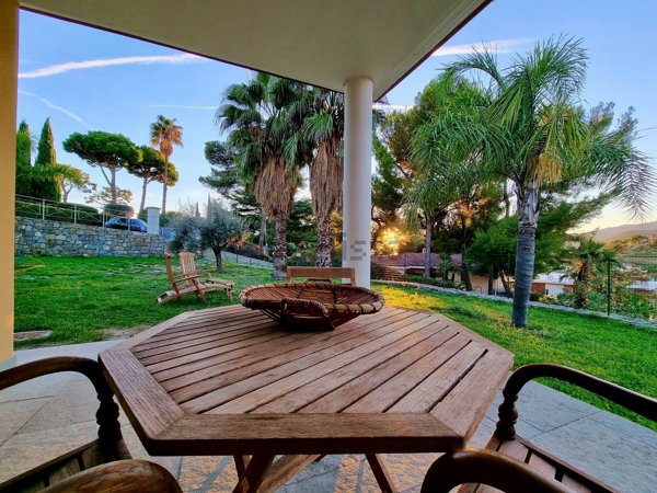 pentavano in vendita a Bordighera