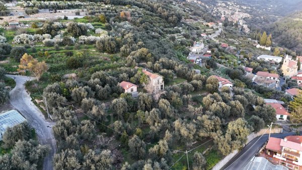 appartamento in vendita a Bordighera in zona Borghetto San Nicolò