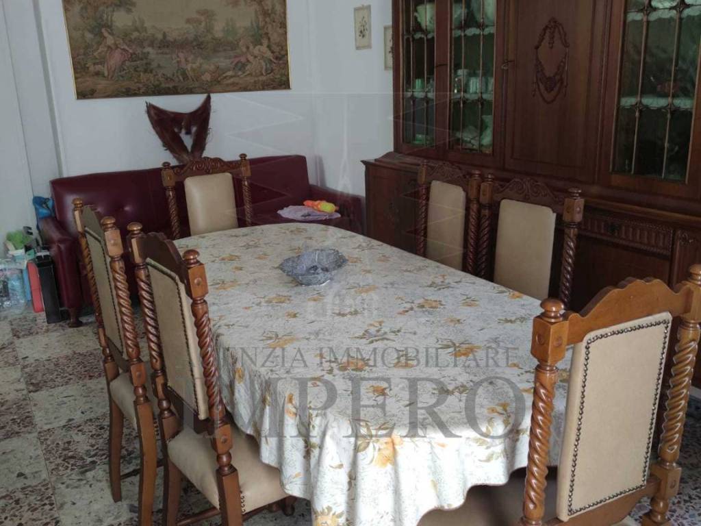 casa indipendente in vendita a Bordighera