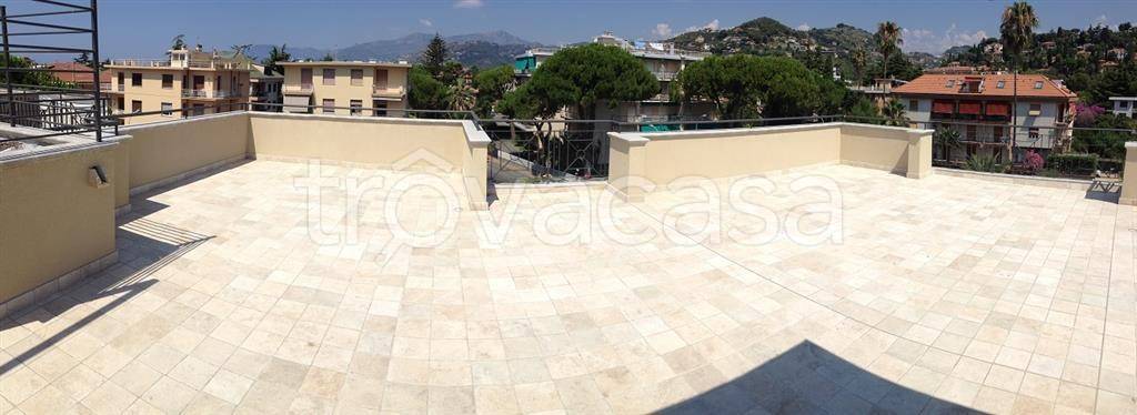 appartamento in vendita a Bordighera
