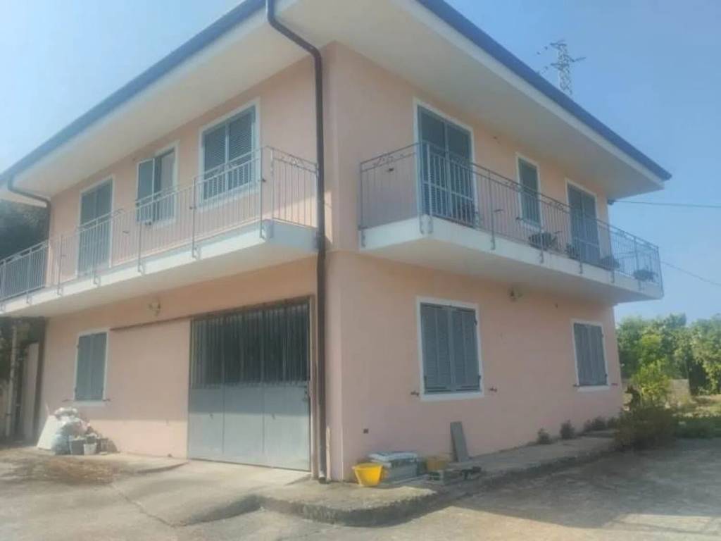 casa indipendente in vendita a Bordighera