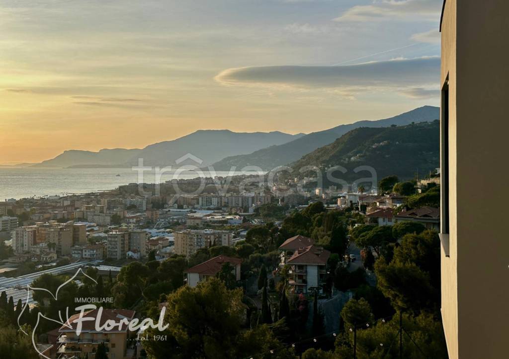 villa in vendita a Bordighera