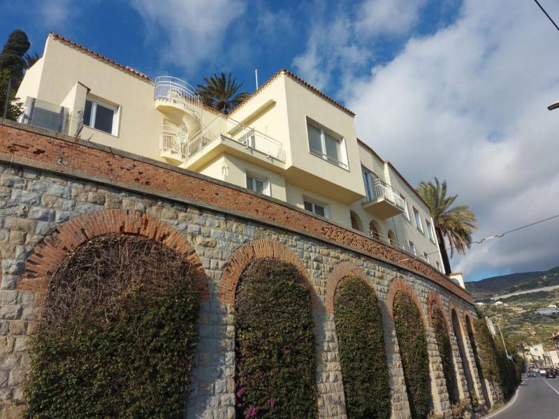 appartamento in vendita a Bordighera
