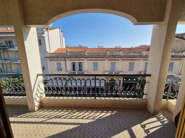 appartamento in vendita a Bordighera
