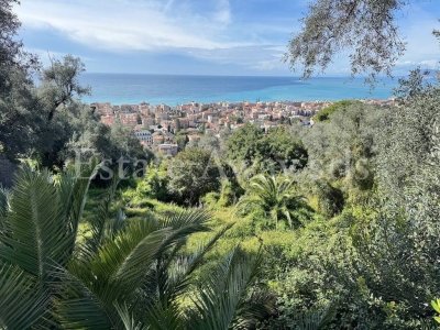 terreno edificabile in vendita a Bordighera