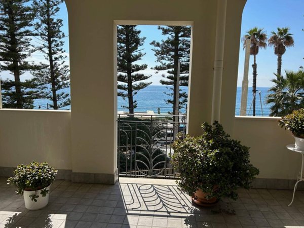 appartamento in vendita a Bordighera