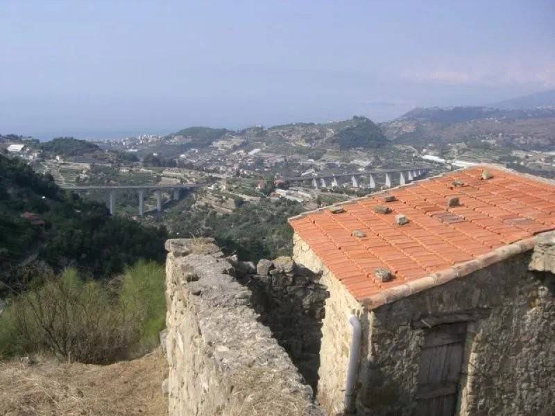 pentavano in vendita a Bordighera