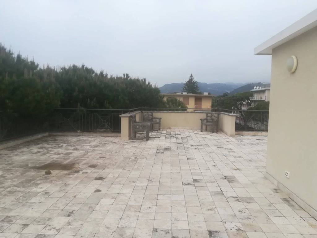 appartamento in vendita a Bordighera