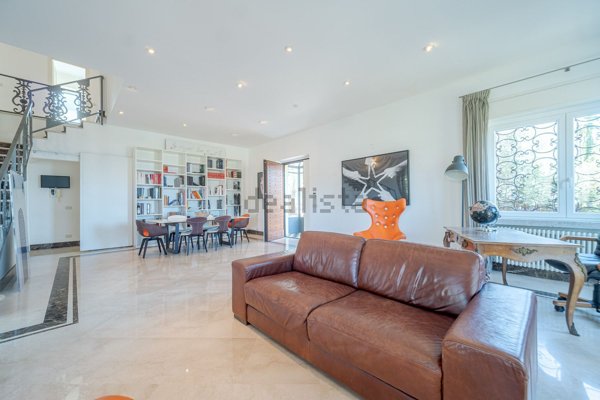 casa indipendente in vendita a Bordighera