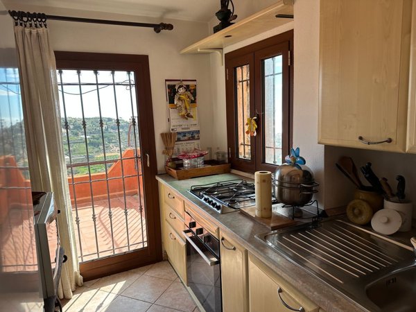 casa indipendente in vendita a Bordighera
