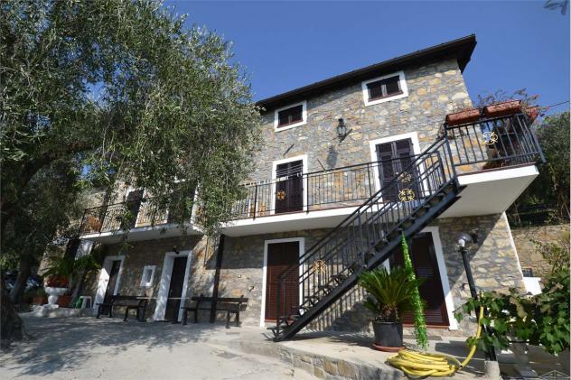 appartamento in vendita a Bordighera in zona Sasso