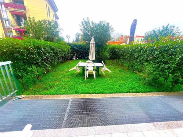 appartamento in vendita a Bordighera in zona Sasso