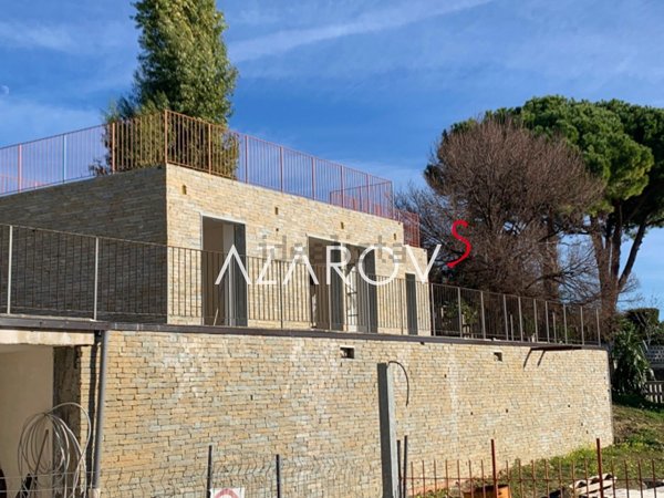 casa indipendente in vendita a Bordighera
