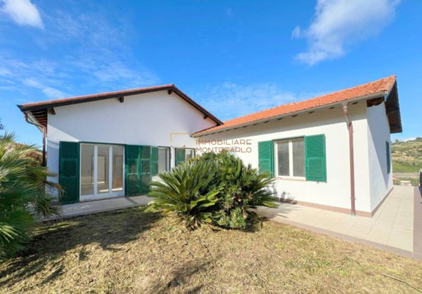 casa indipendente in vendita a Bordighera