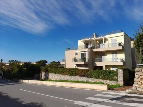 appartamento in vendita a Bordighera