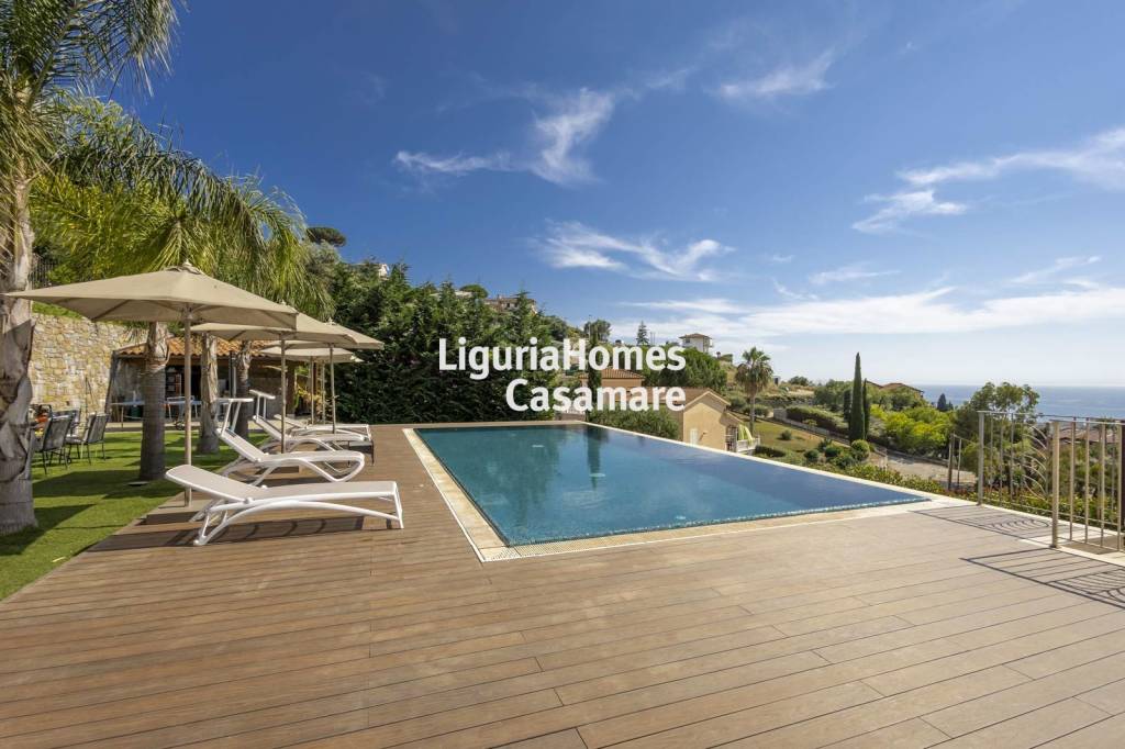 casa indipendente in vendita a Bordighera