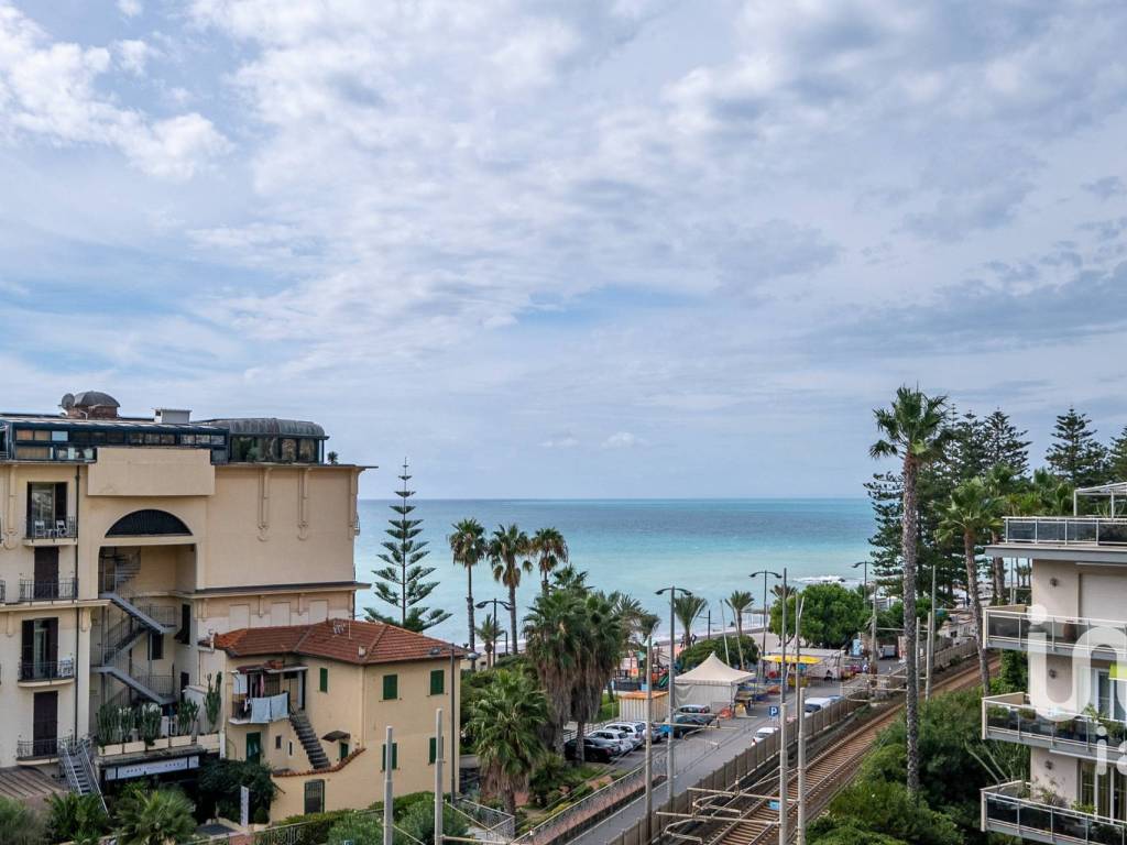appartamento in vendita a Bordighera