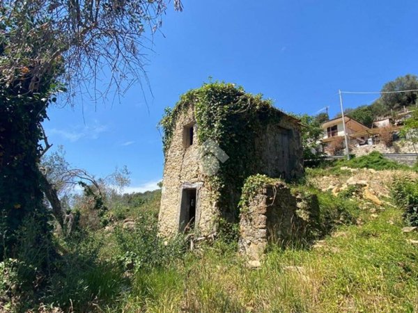 casa indipendente in vendita a Bordighera in zona Sasso