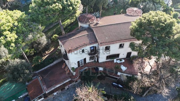casa indipendente in vendita a Bordighera