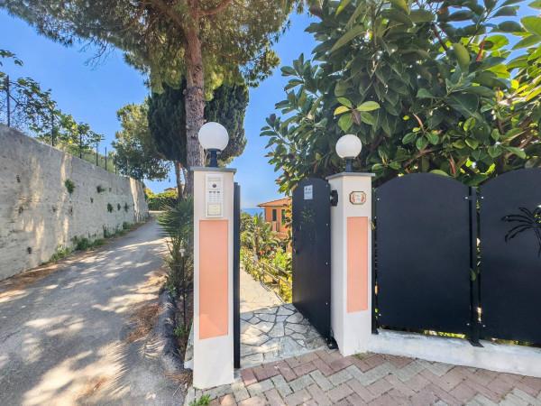casa indipendente in vendita a Bordighera