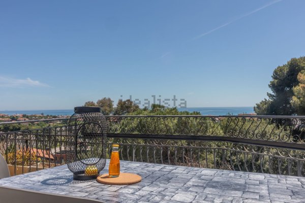appartamento in vendita a Bordighera