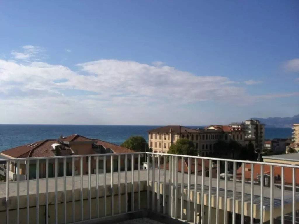appartamento in vendita a Bordighera