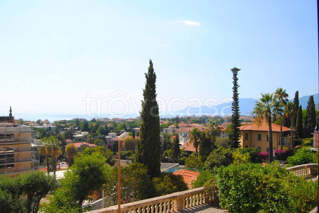 appartamento in vendita a Bordighera