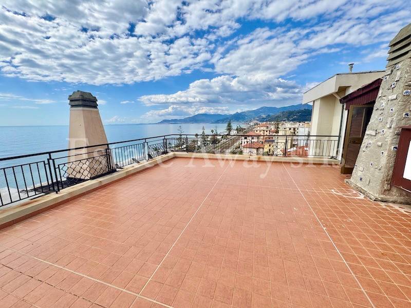 appartamento in vendita a Bordighera