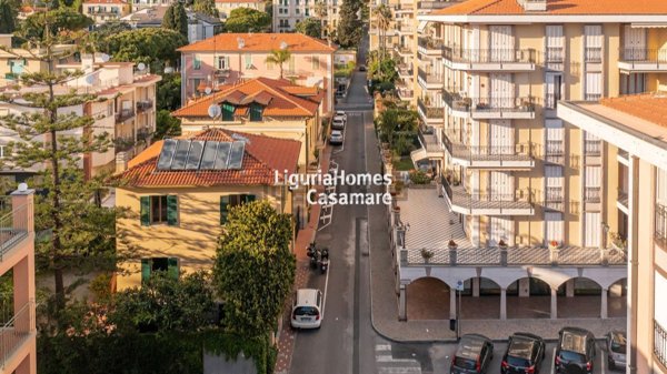 casa indipendente in vendita a Bordighera