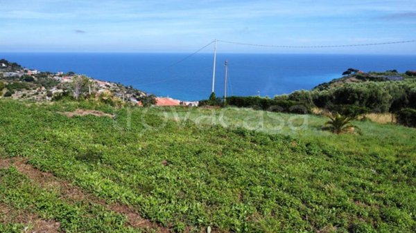 casa indipendente in vendita a Bordighera