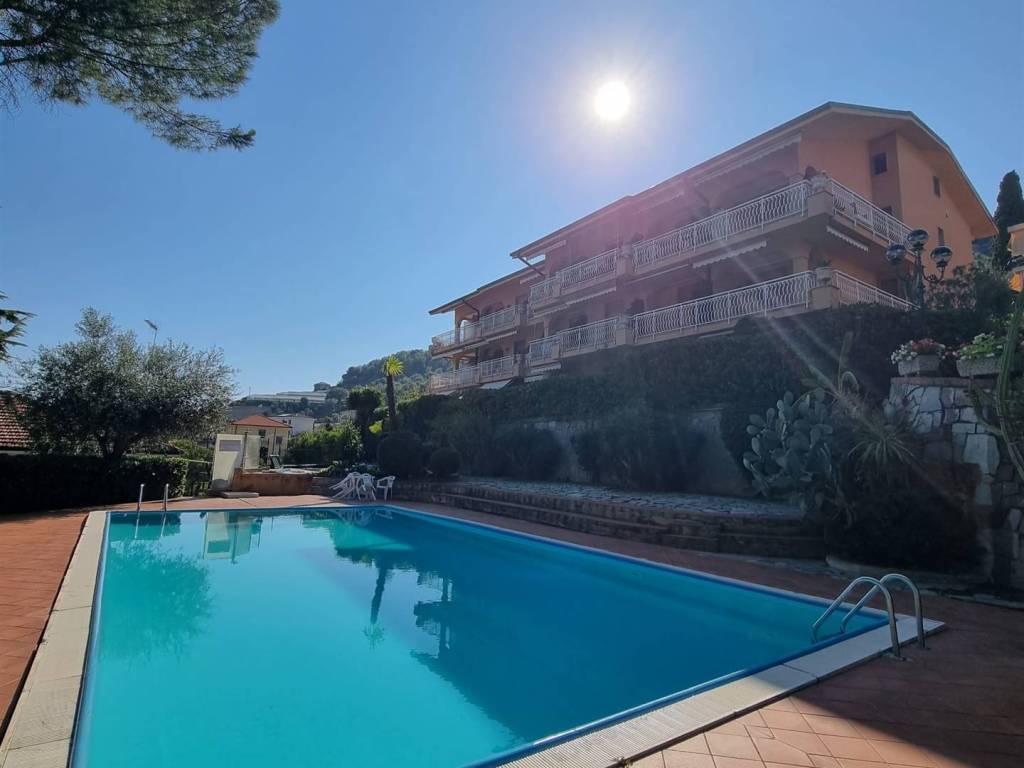 mansarda in vendita a Bordighera