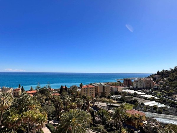 appartamento in vendita a Bordighera