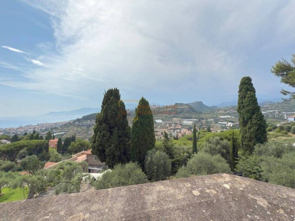 appartamento in vendita a Bordighera