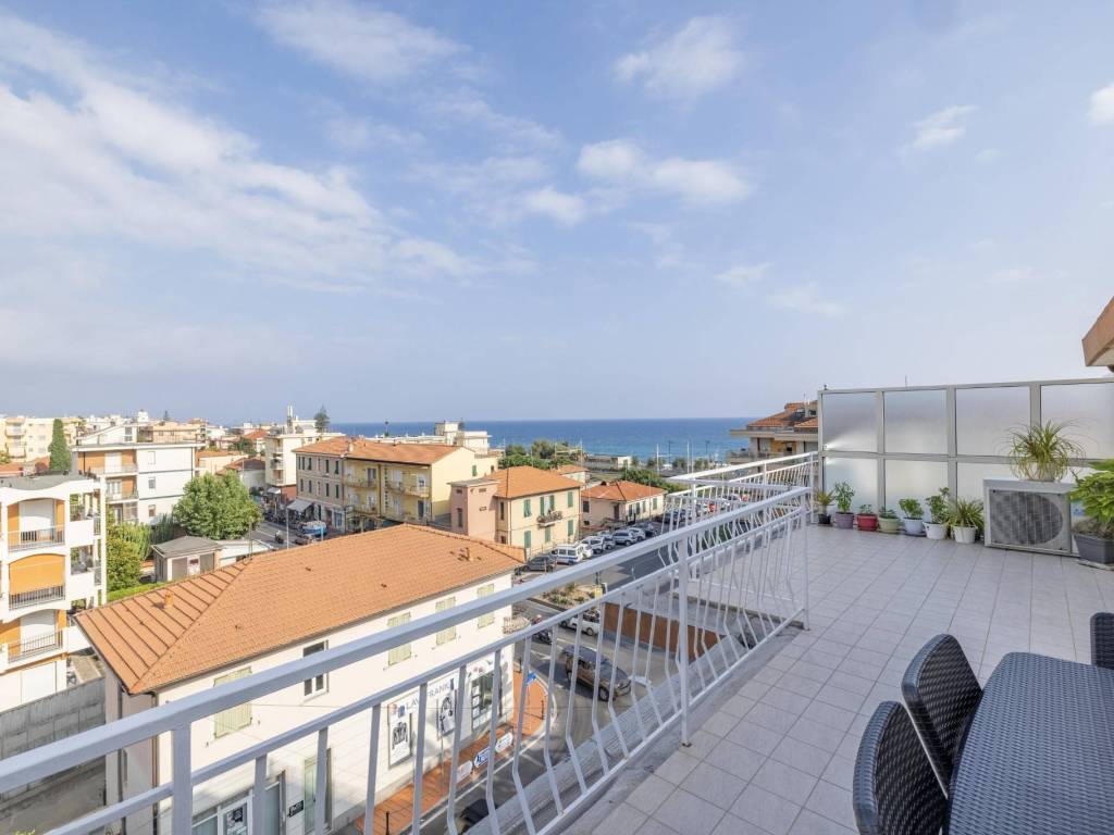 appartamento in vendita a Bordighera