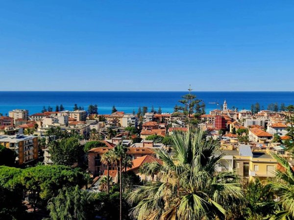 appartamento in vendita a Bordighera