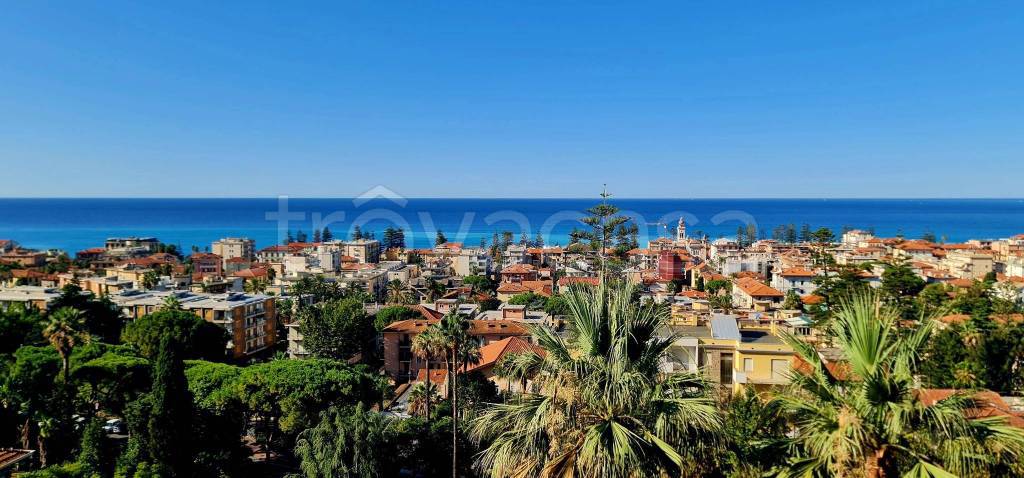 appartamento in vendita a Bordighera