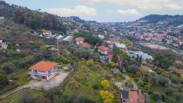 casa indipendente in vendita a Bordighera