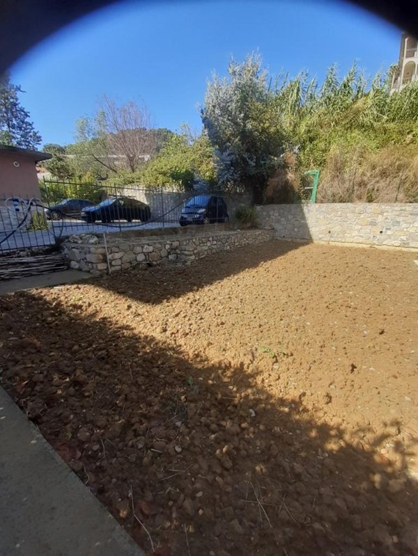 appartamento in vendita a Bordighera in zona Sasso