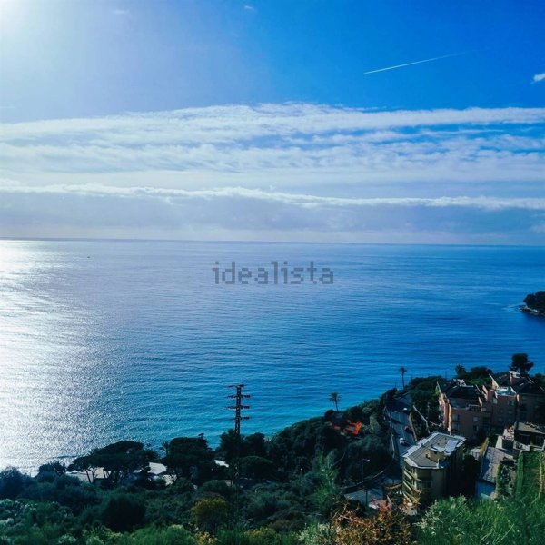 terreno edificabile in vendita a Bordighera