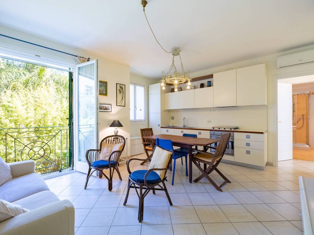 appartamento in vendita a Bordighera