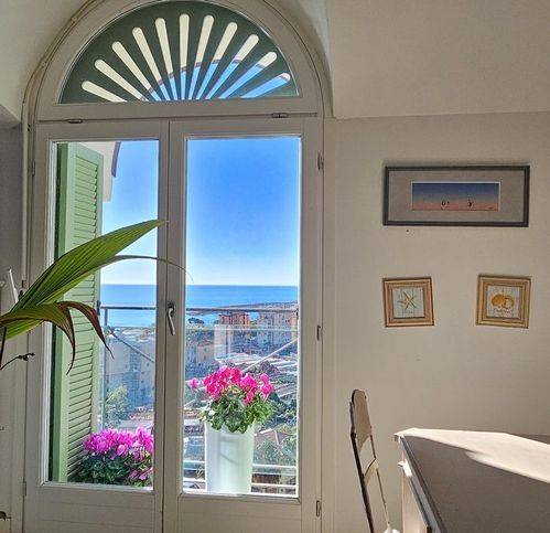 appartamento in vendita a Bordighera