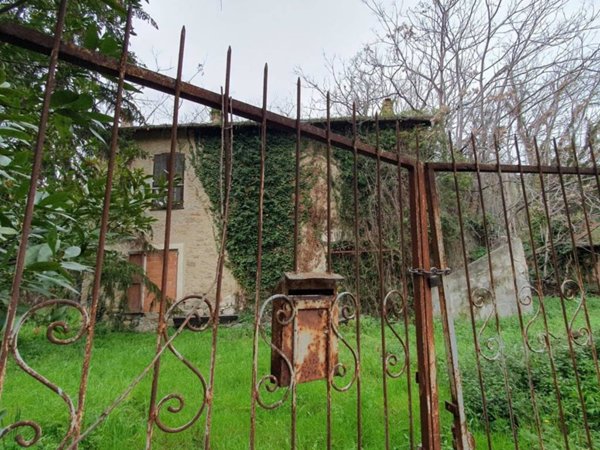 casa indipendente in vendita a Bordighera