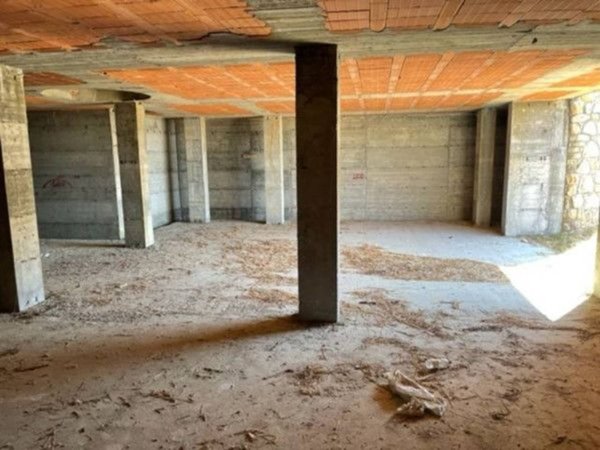 casa indipendente in vendita a Bordighera