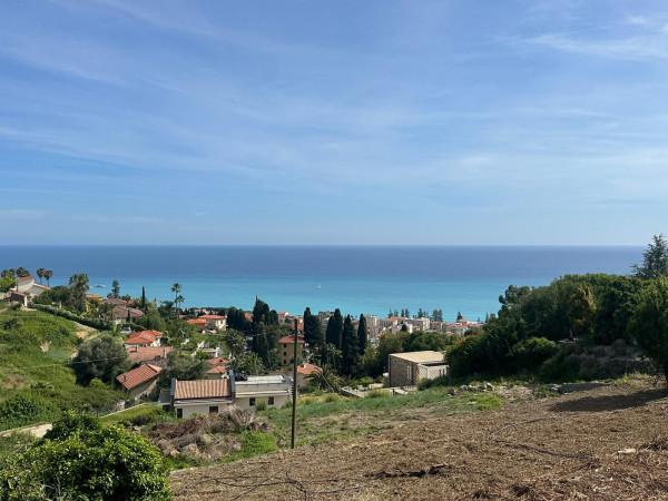 terreno edificabile in vendita a Bordighera