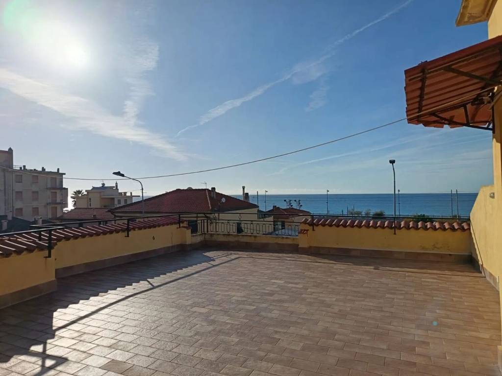 appartamento in vendita a Bordighera