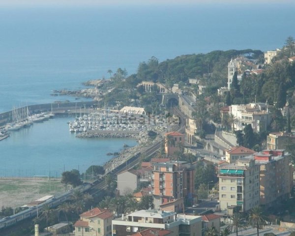 appartamento in vendita a Bordighera