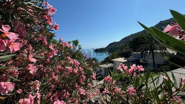 appartamento in vendita a Bordighera