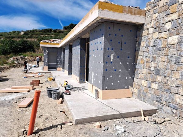 casa indipendente in vendita a Bordighera